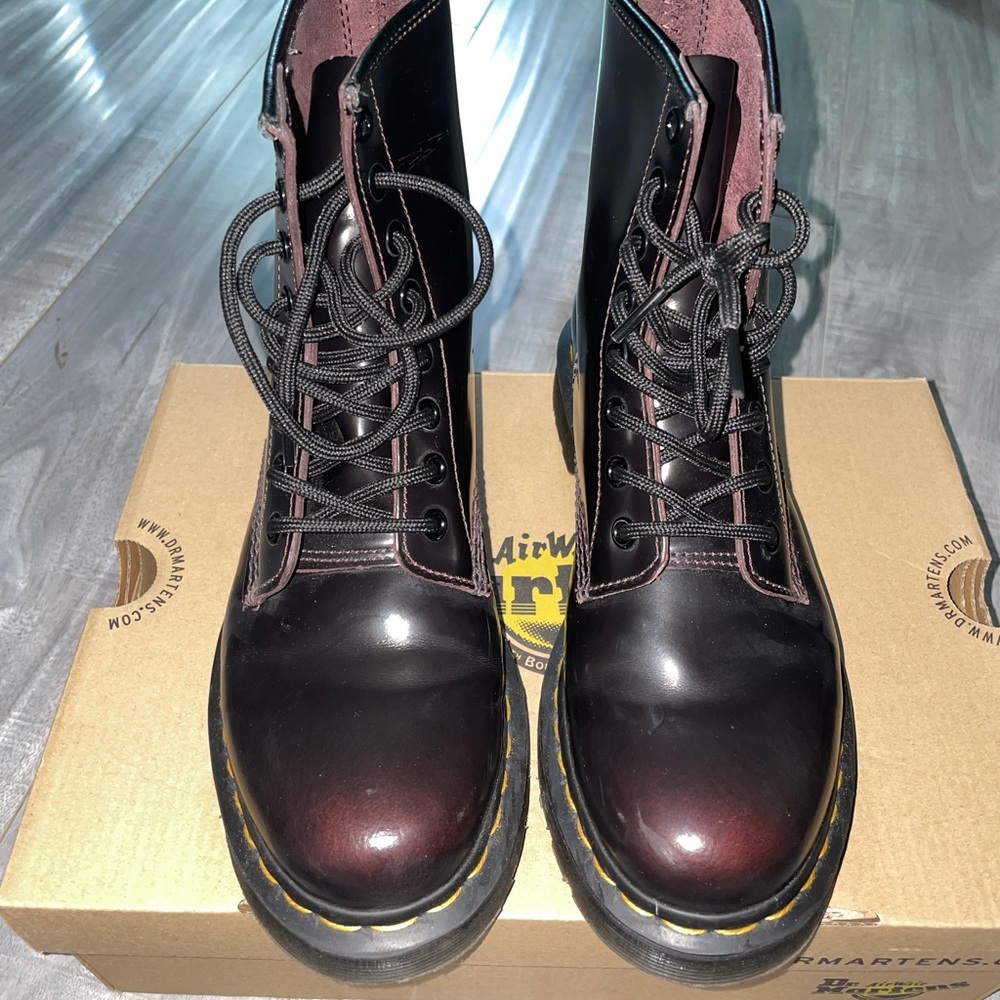 Dr. Martens 1460 Cherry Red Arcadia